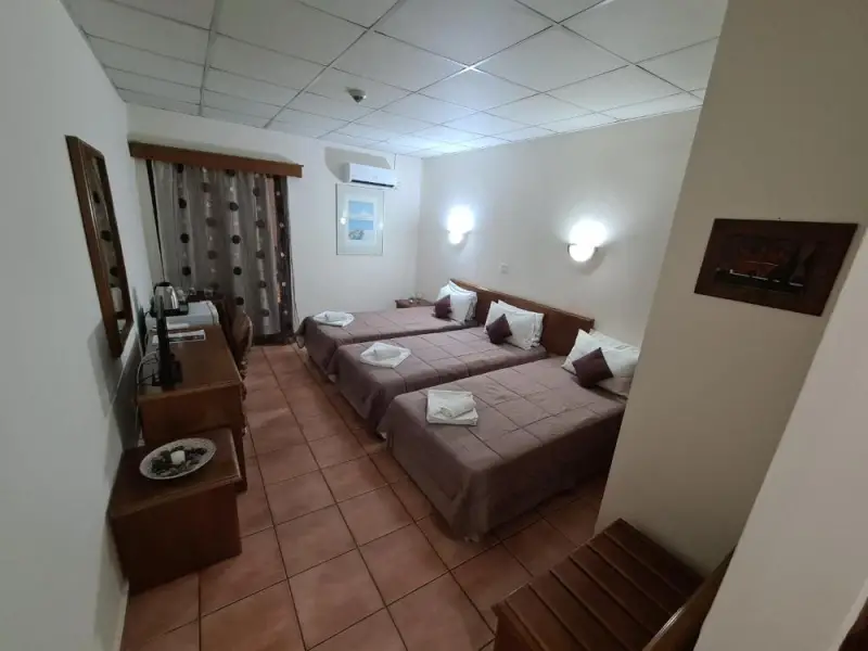 Economy Triple Room